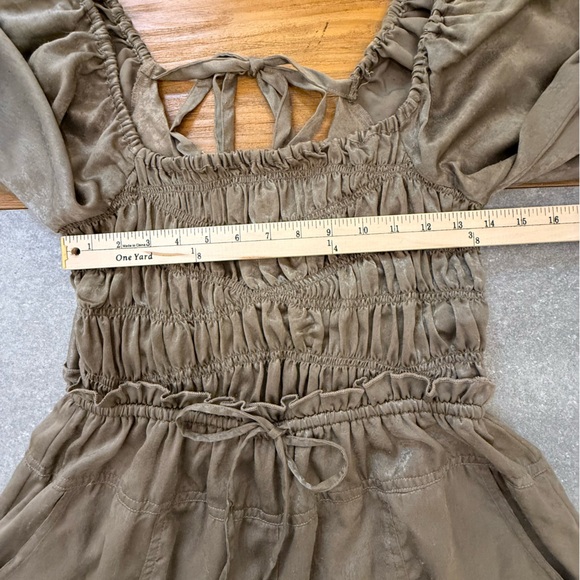Free People Cassidy Romper Smocked Balloon Sleeve Olive Green Size Medium - Picture 14 of 16